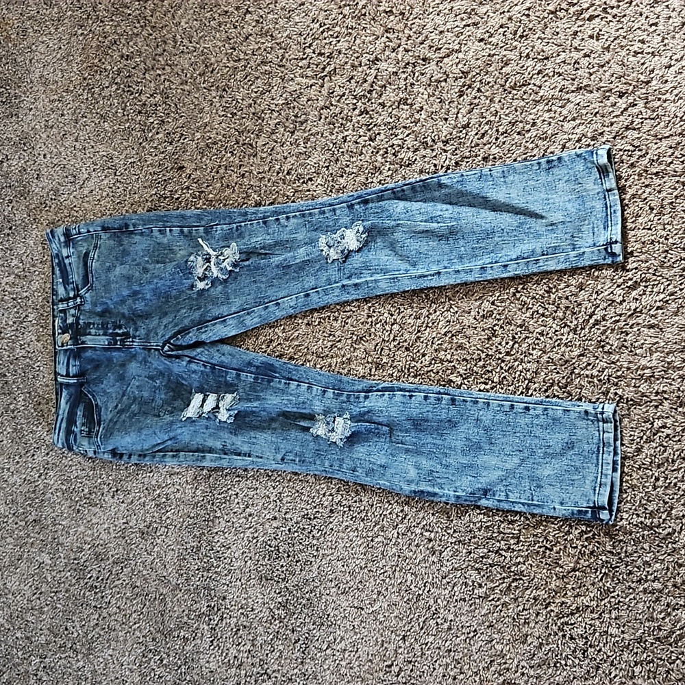 🛍 American Quality denim Distressed Acid wash jeans size 11